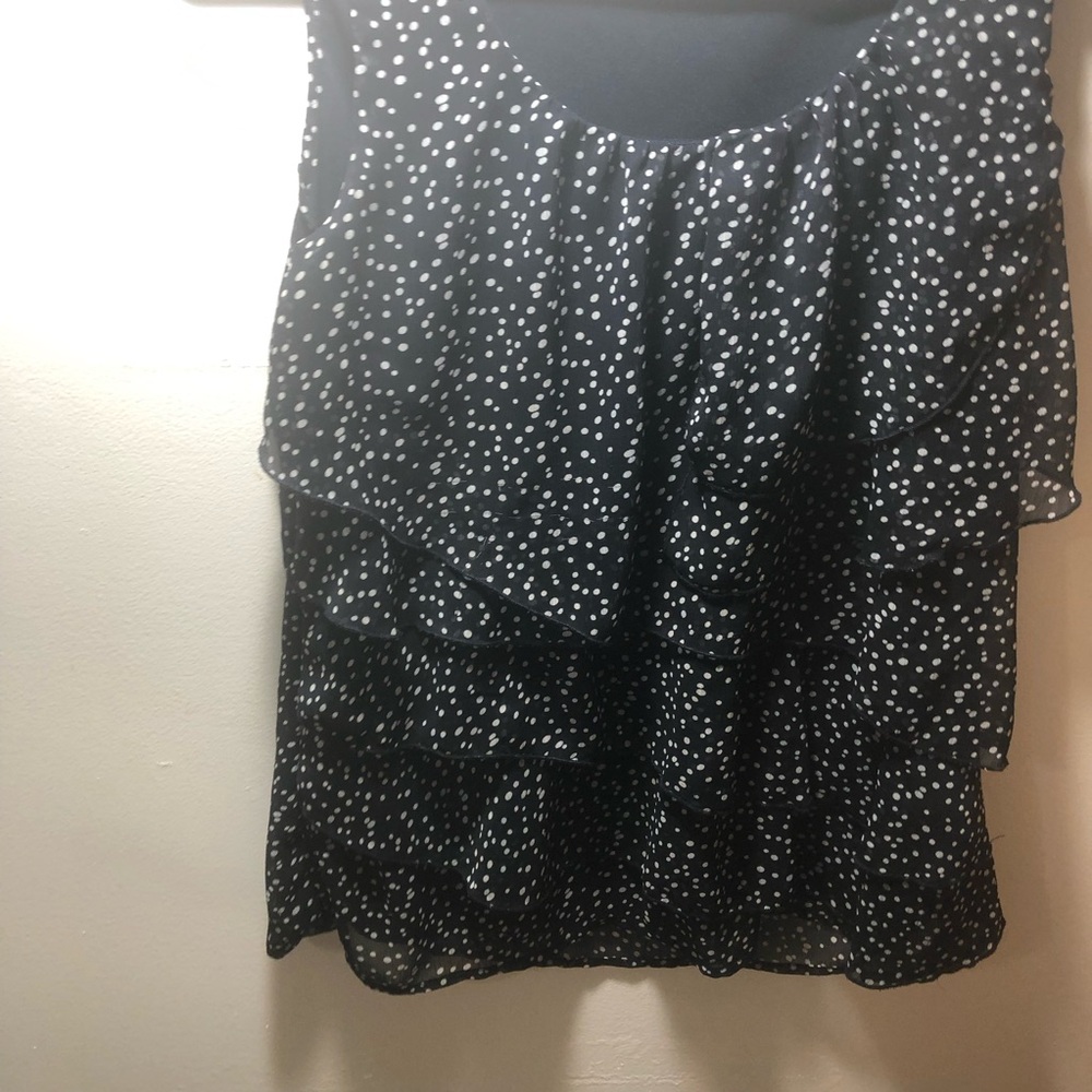 Blouse, dress barn, blue and white Polkadot, medium size, ruffles In front